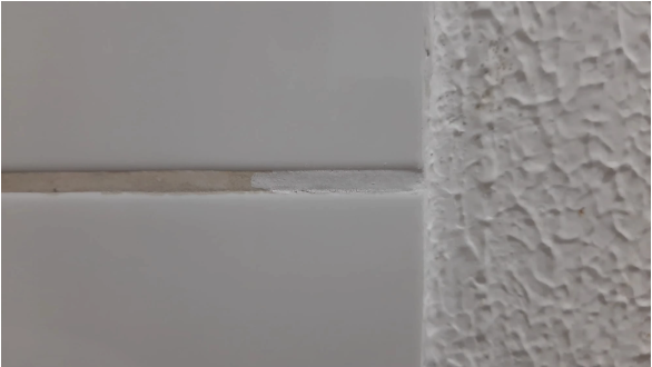 Rotulador Sella-Juntas™ · resina acrílica con antimoho